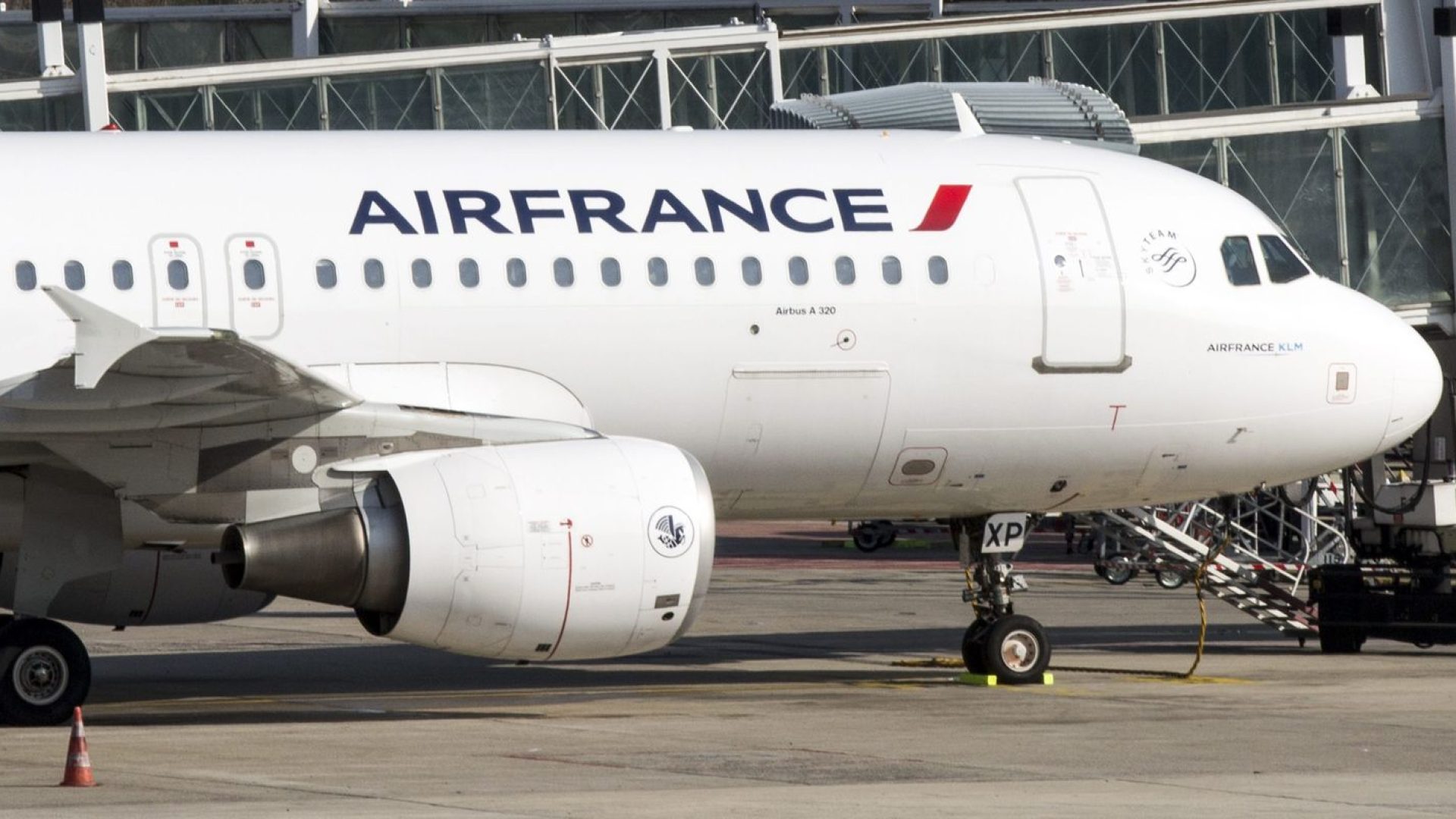 Justiça francesa condena Airbus e Air France por acidente de 2009