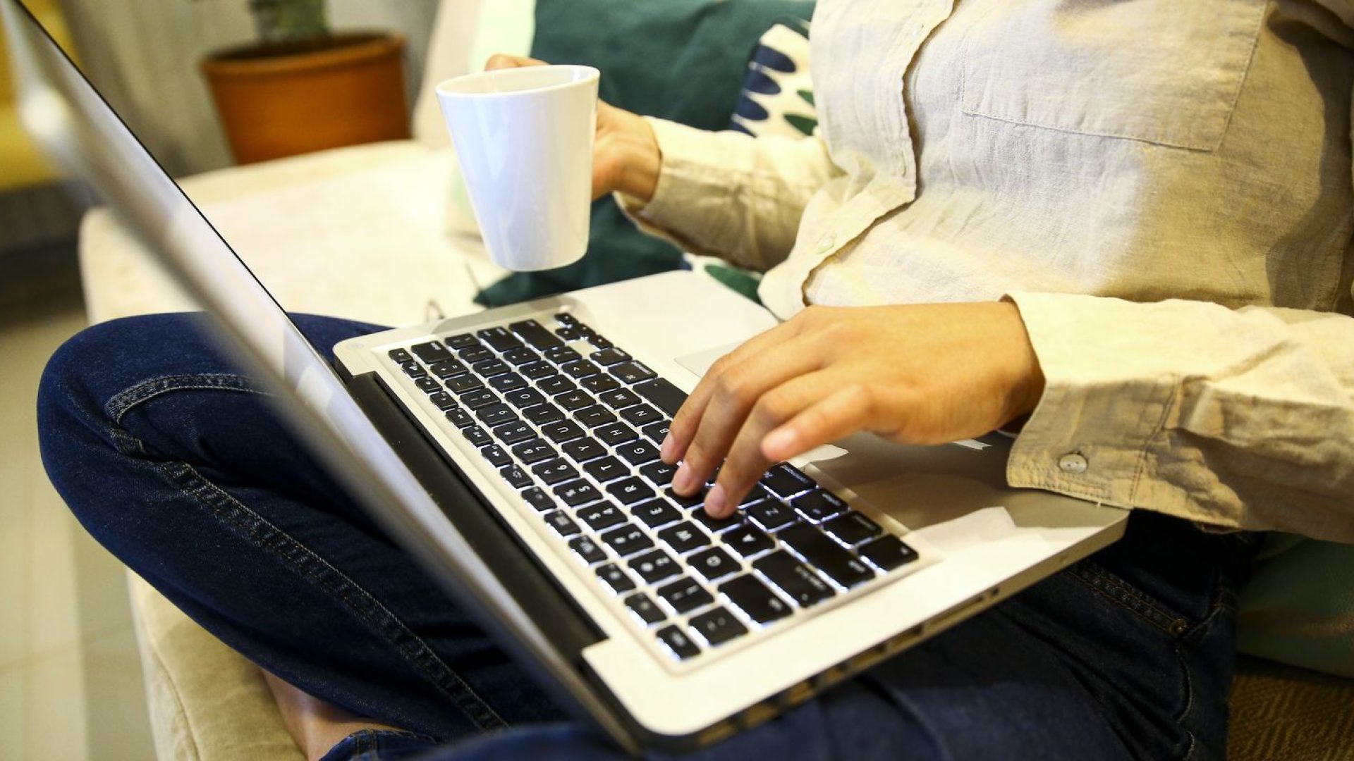 Proporção de quem estava em home office recua em 2024 e chega a 7,9%