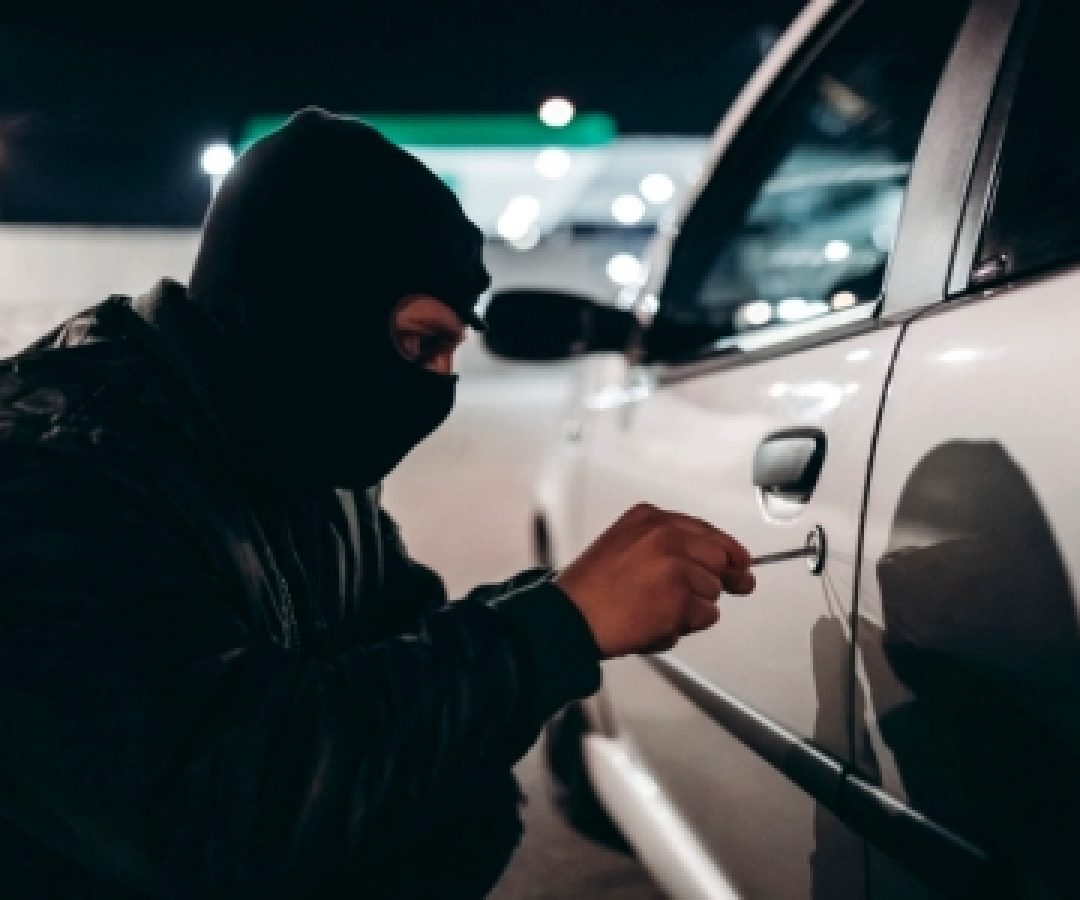 PCDF prende integrante de organização criminosa especializada em furtos de caminhonetes de luxo