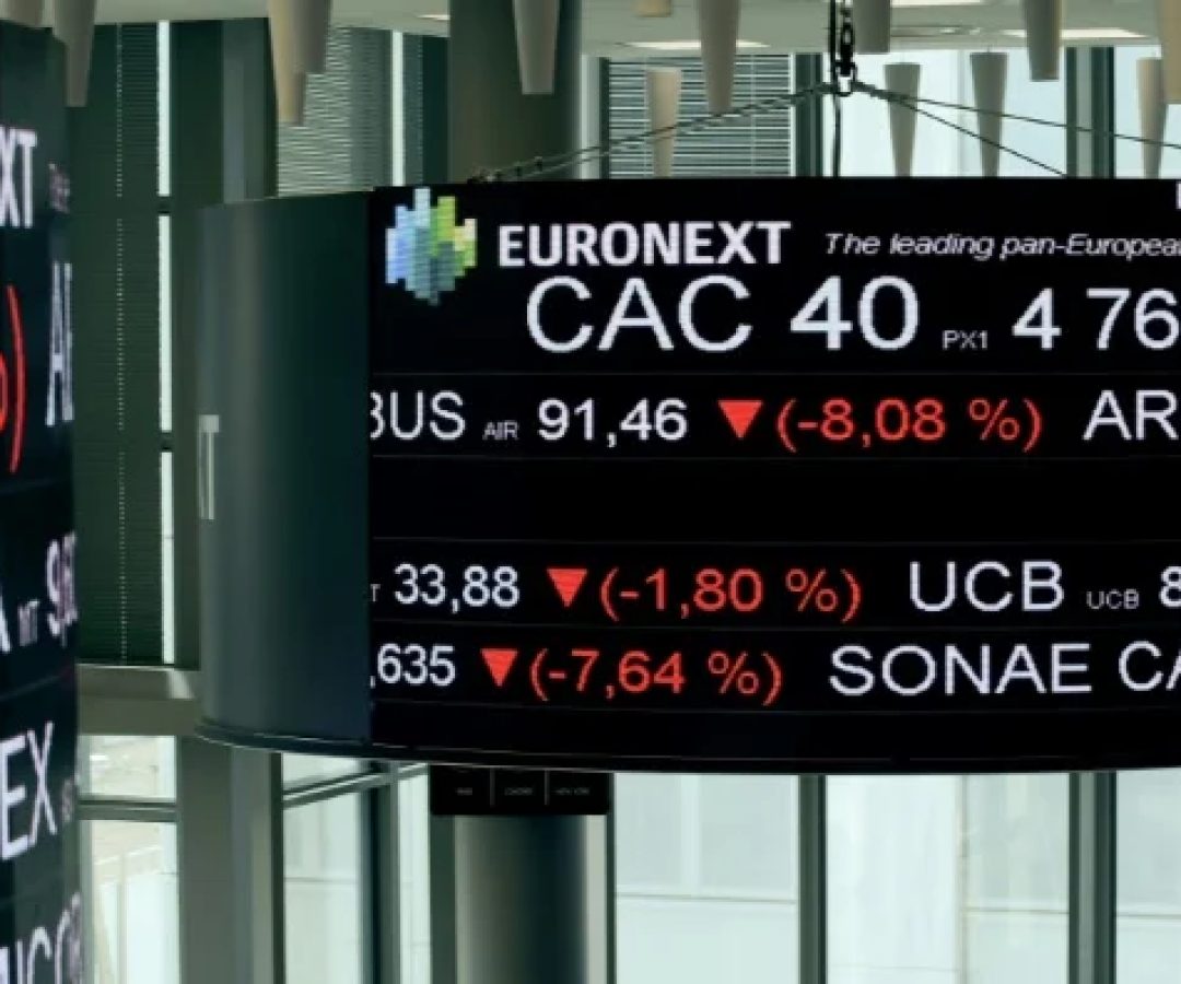 Sala de controle de operações da Euronext, sociedade que gerencia a Bolsa de Paris - AFP/Arquivos