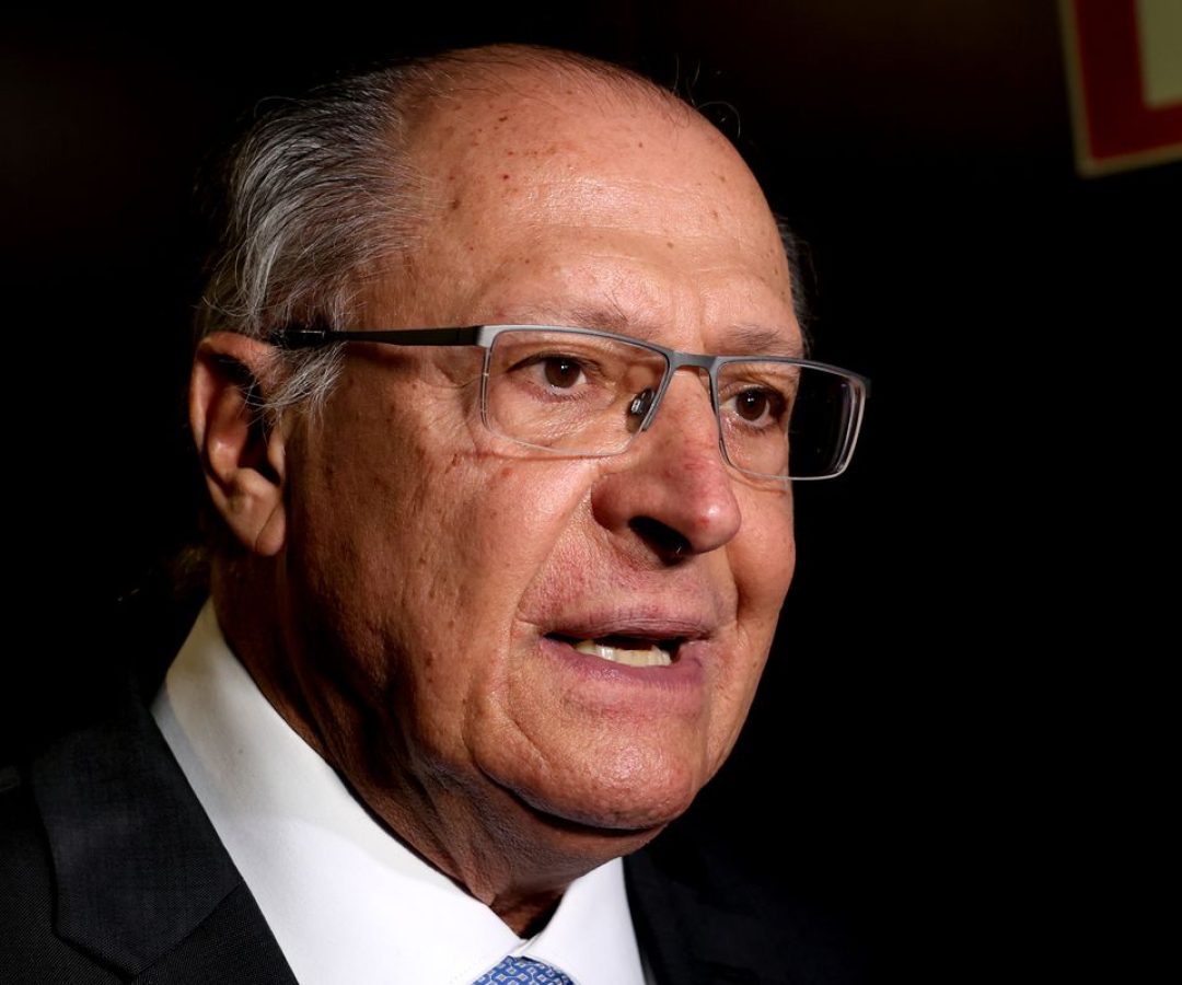 Governo prioriza abastecimento e segurar preço do diesel, diz Alckmin