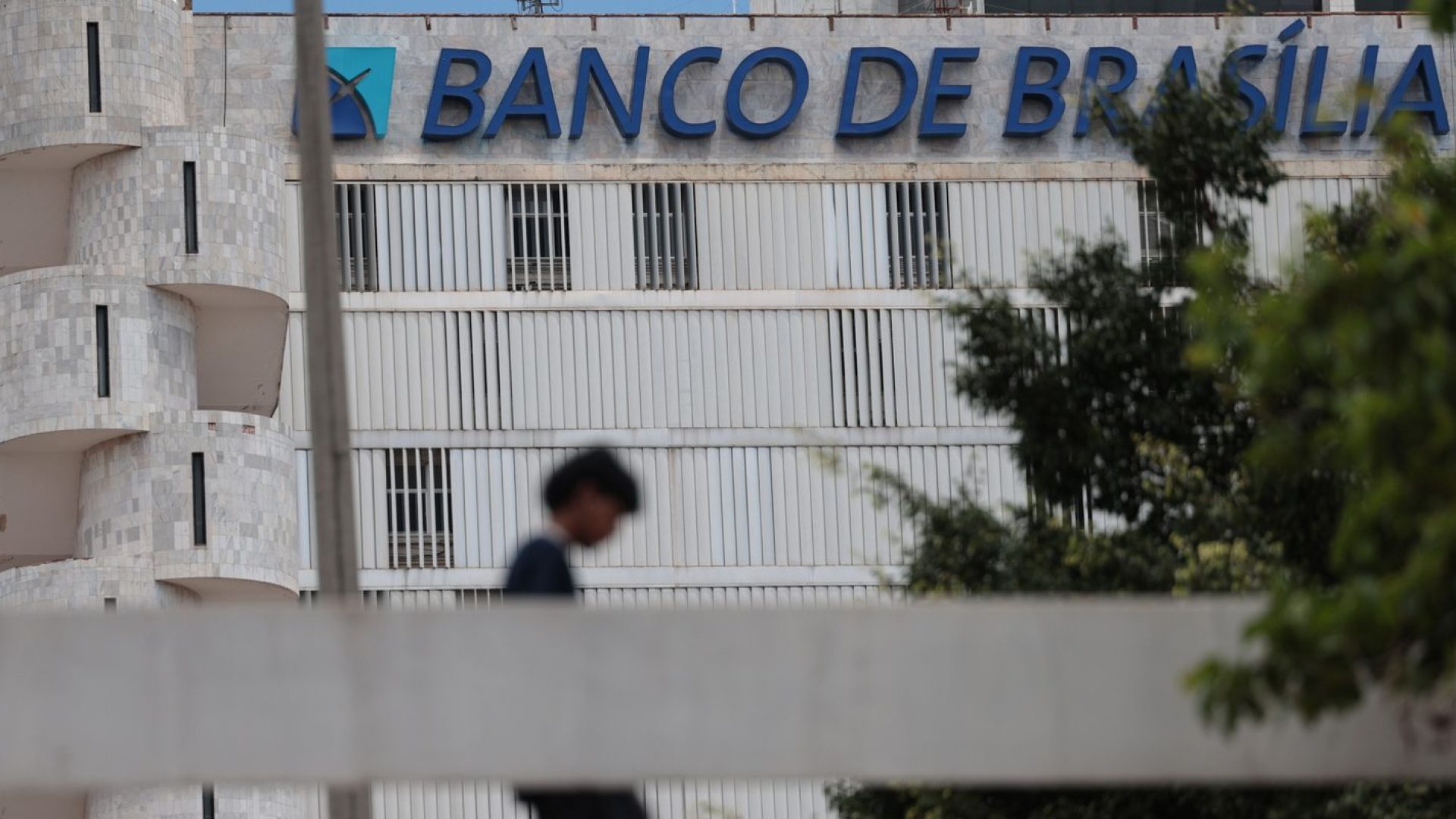 BRB diz que recuperou R$ 10 bilhões das carteiras com Master