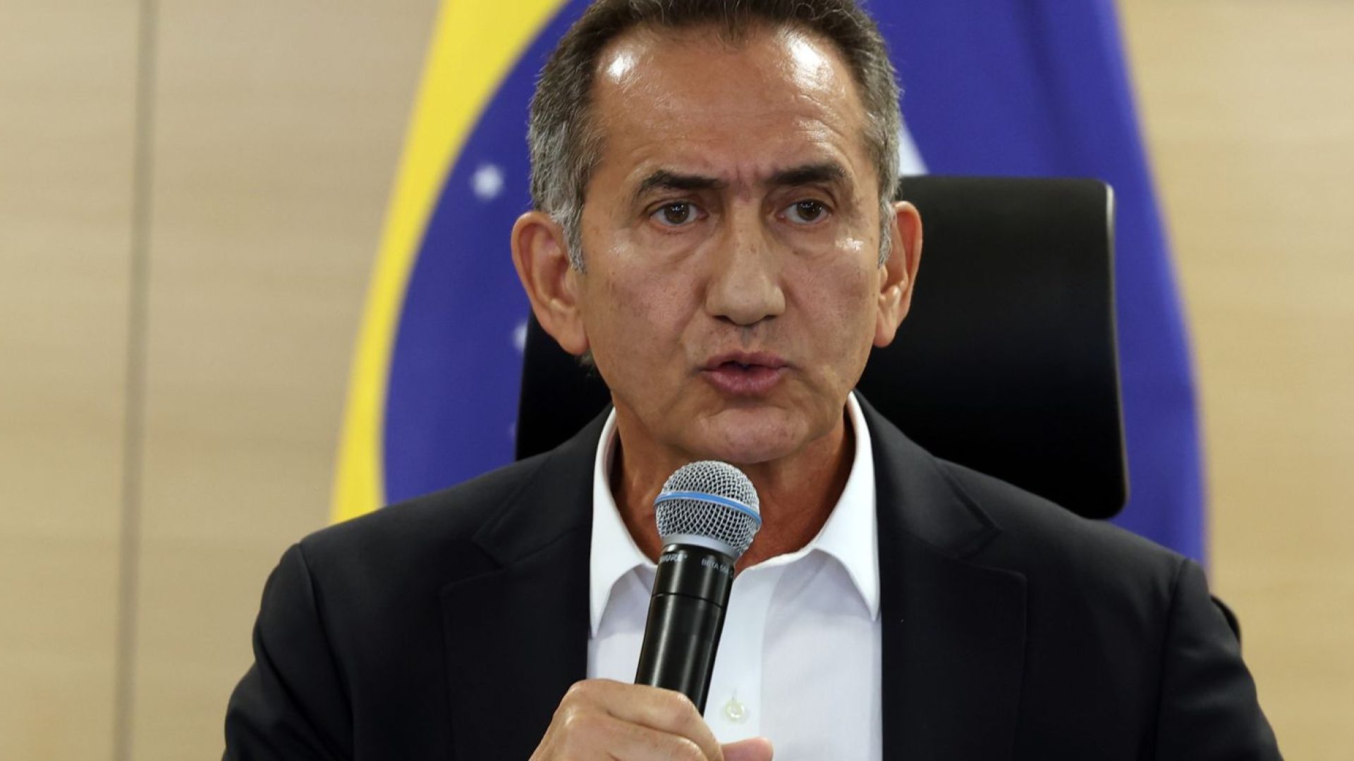 Ainda é impossível mensurar todos os danos do tornado, diz ministro