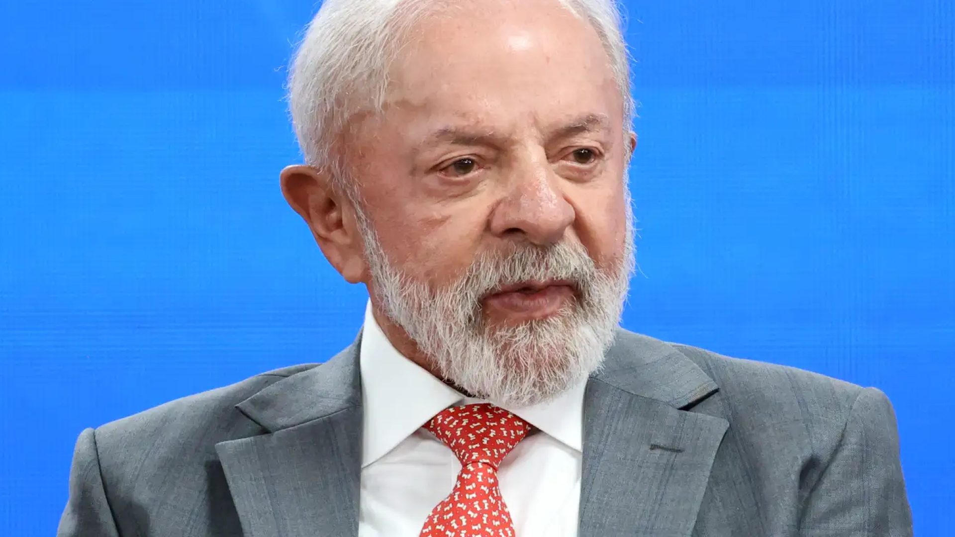 Lula reúne STF, BC, PF e Receita para debater combate ao crime