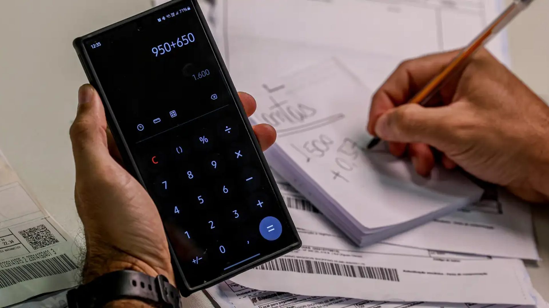 Lula sanciona com vetos lei que prevê regras mais rígidas para devedor