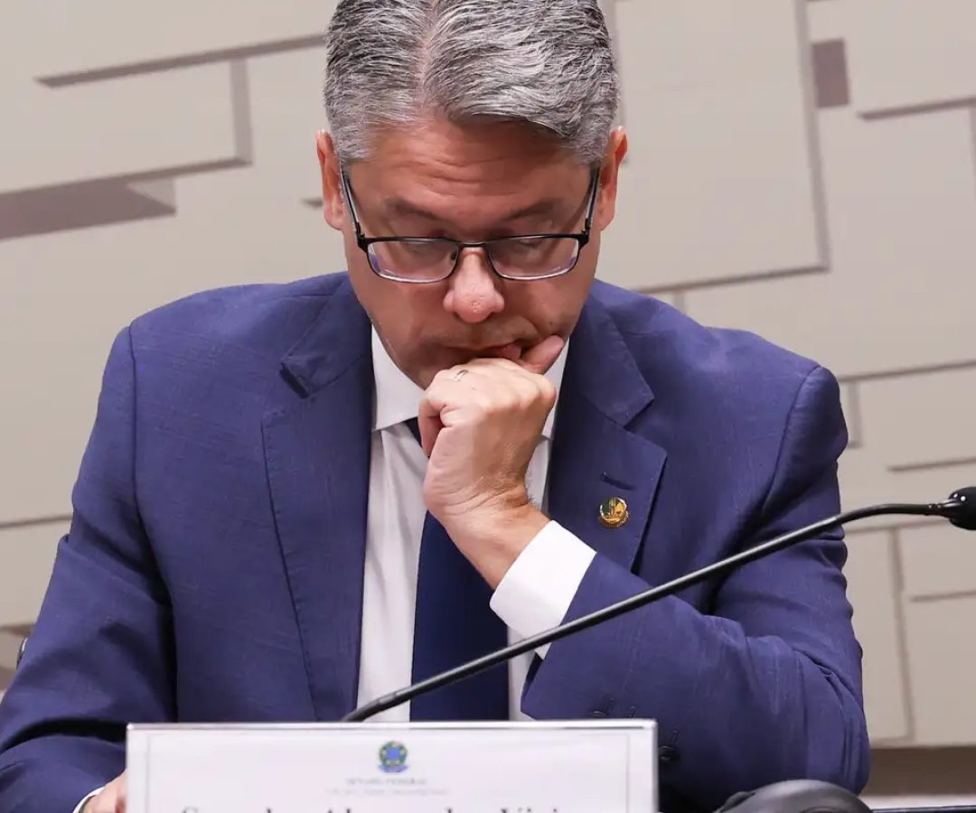 Relator da CPI pede indiciamentos de Toffoli, Moraes, Gilmar e Gonet