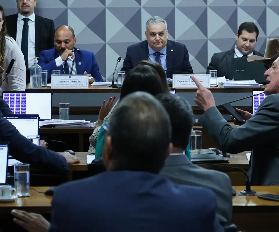 CPMI do INSS aprova dois pedidos de prisão preventiva