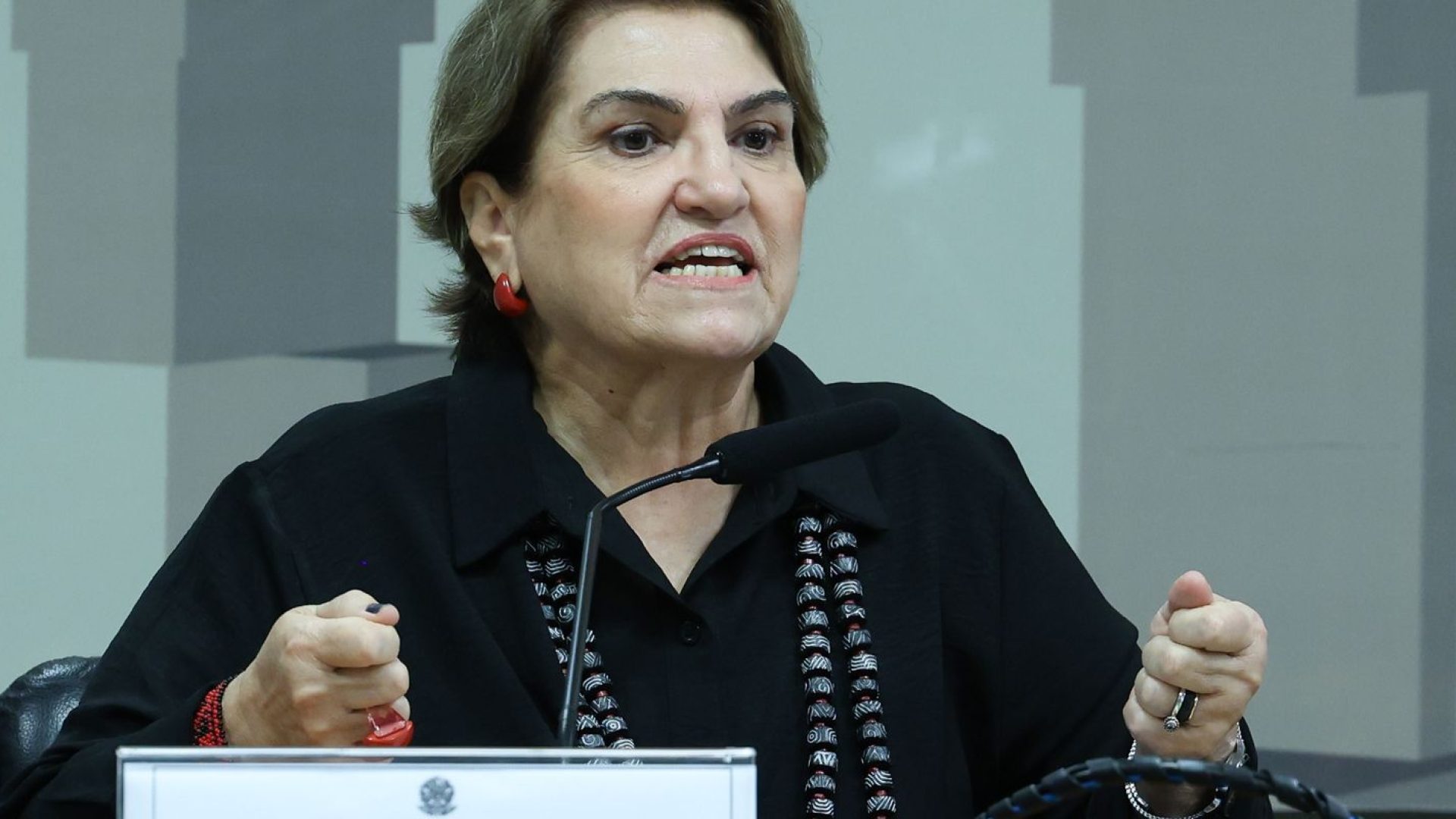Com fim da escala 6x1, mulher tem mais acesso a trabalho, diz ministra