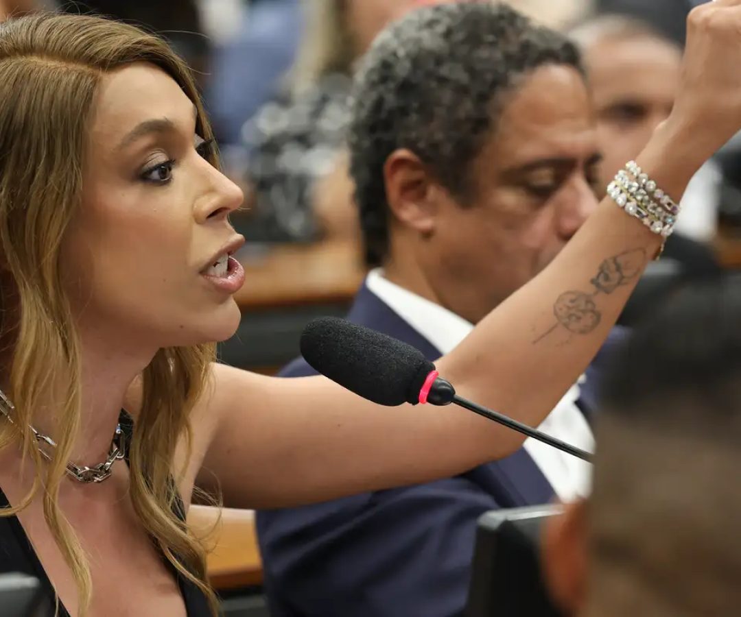 Erika Hilton rejeita negociação sobre compensações na PEC da 6x1 