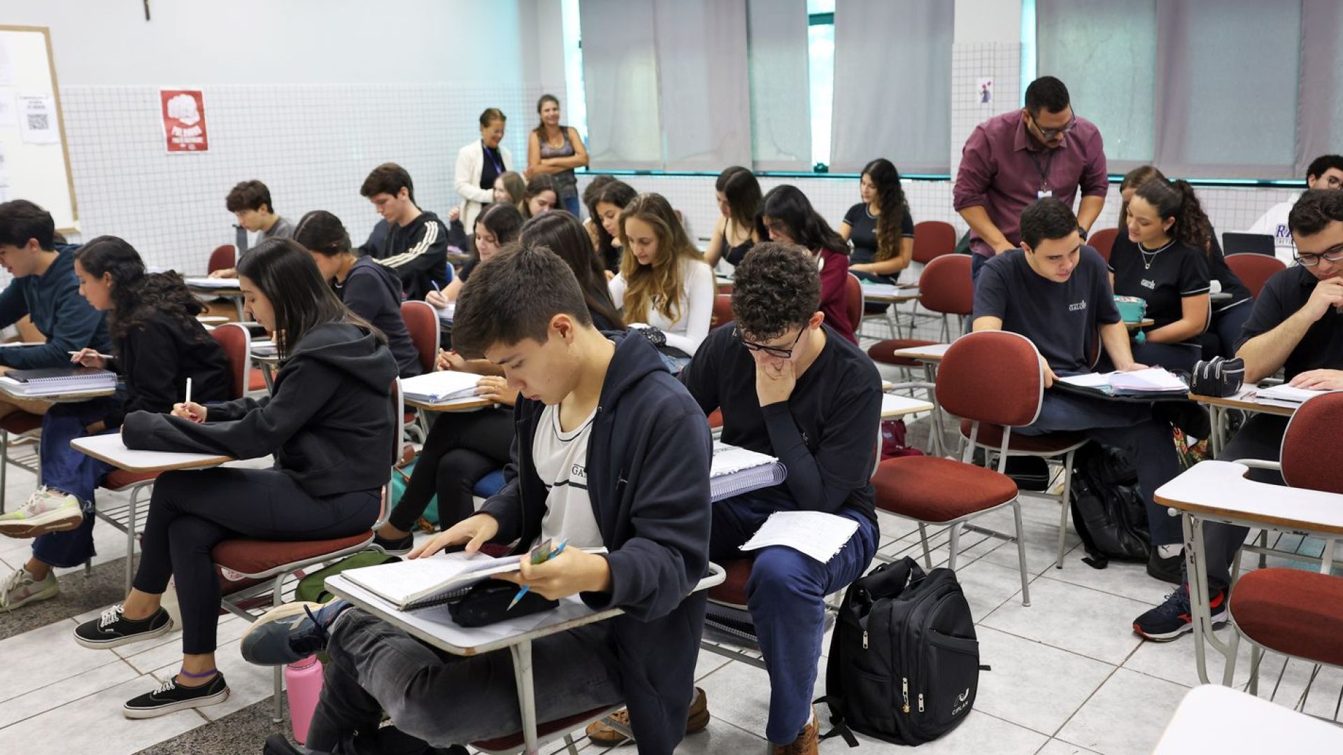 Governo de SP quer mudar forma de distribuir recursos para a educação