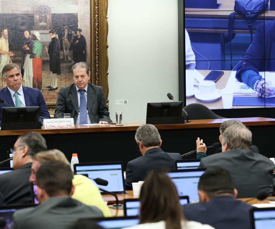 Comissão da Câmara aprova redução da maioridade penal para 16 anos