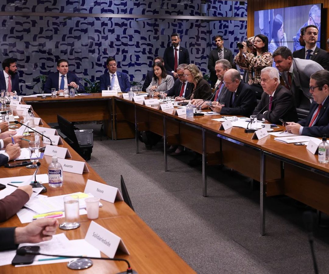Câmara: governo retira urgência do fim da escala 6x1 e destrava pauta