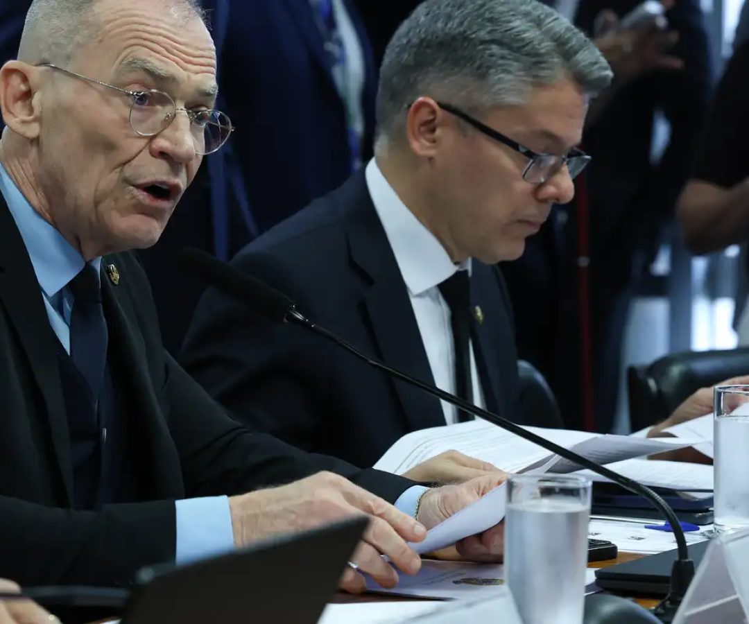 CPI do Crime convoca Bacellar, presidente da Alerj solto por colegas