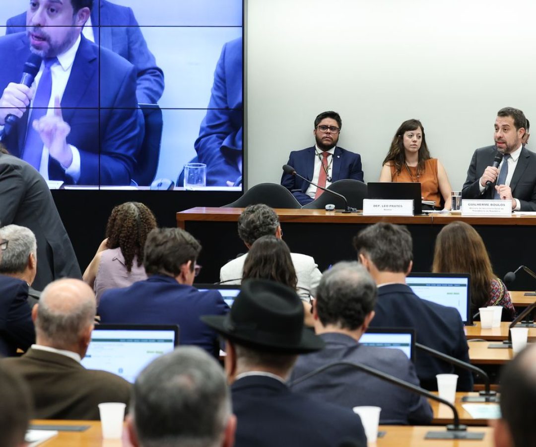 Boulos critica compensação a empresas pelo fim da escala 6x1