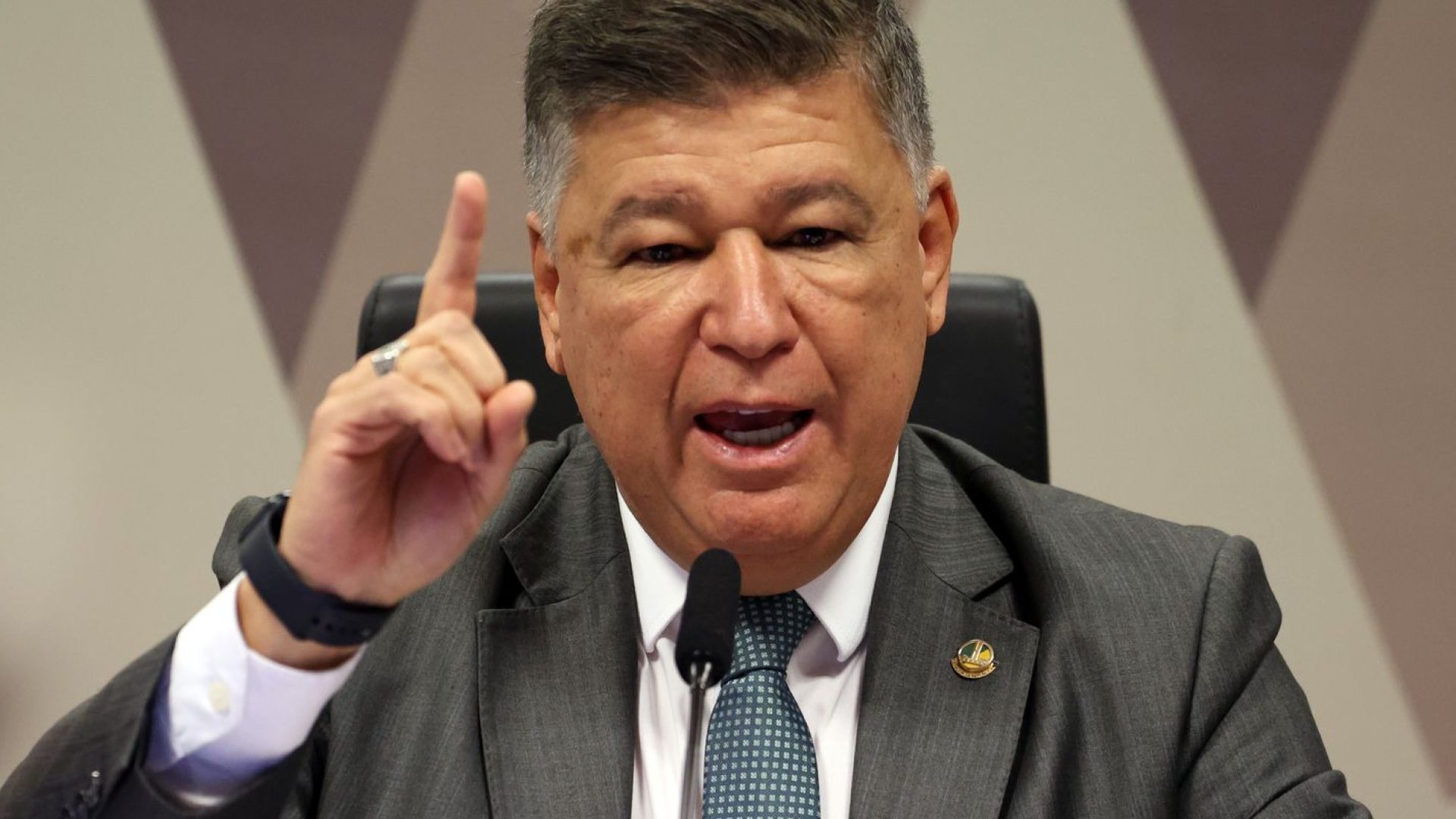 Operação atinge núcleo de fraudes no INSS, diz presidente de CPMI