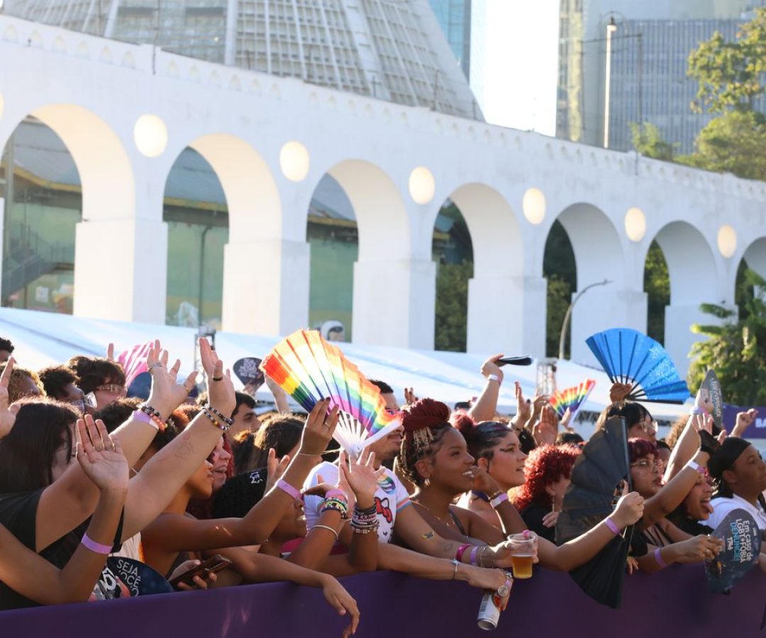 Parada LGBTQIA+ no Rio defende mais representantes no Legislativo