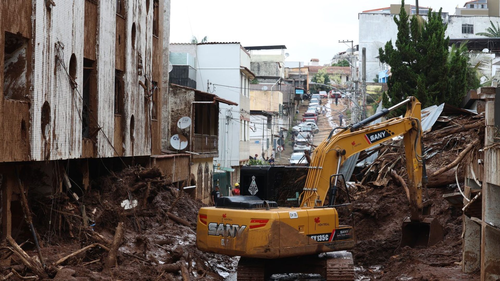 Número de mortes sobe para 66 em Minas Gerais