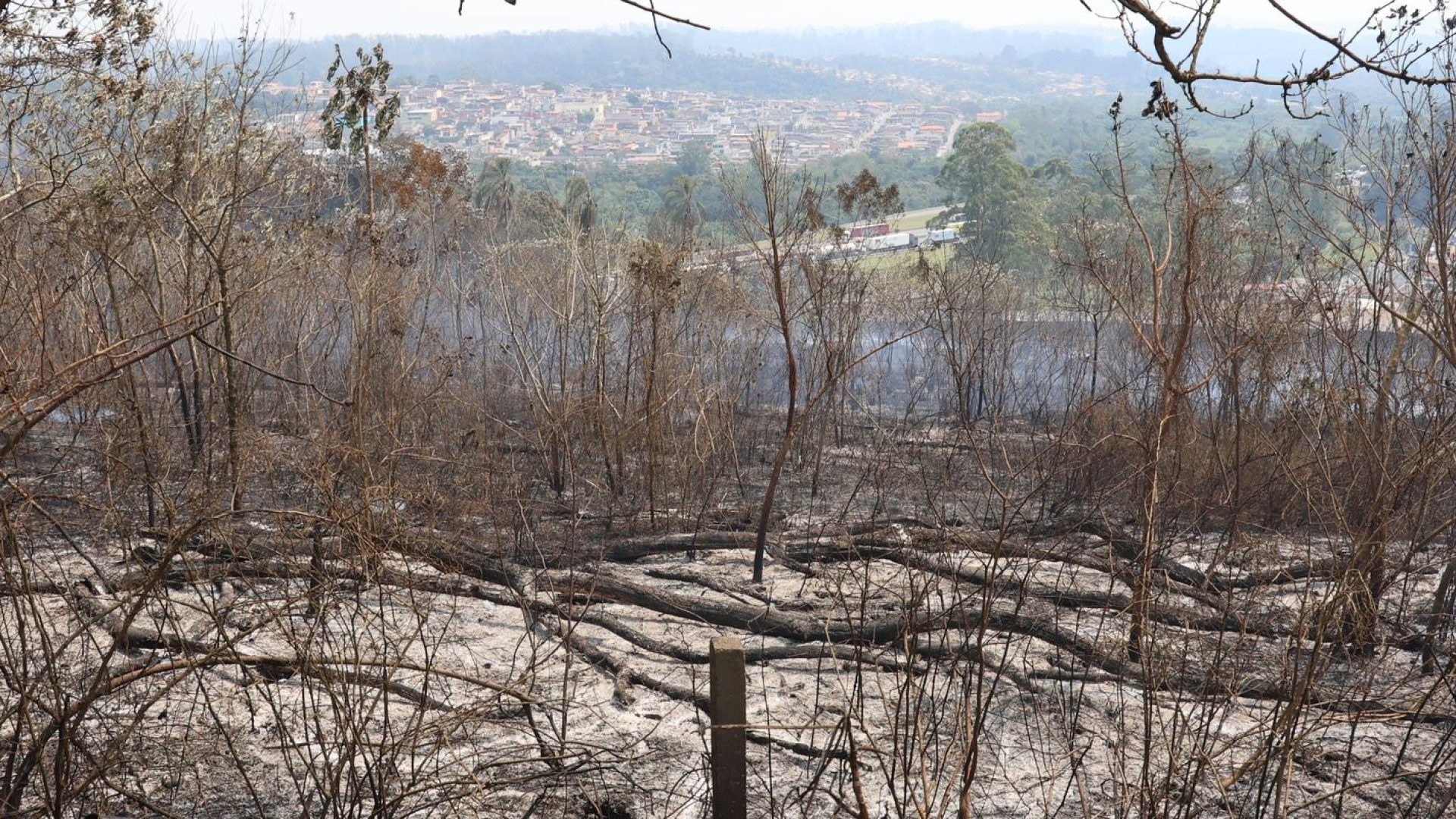 SP segue em atenção para queimadas; reservatórios estão em alerta