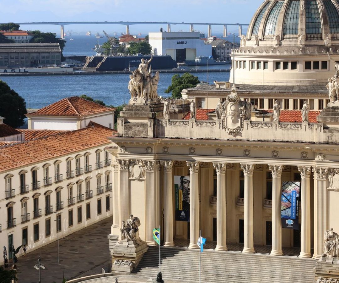 Sede do Legislativo fluminense, Palácio Tiradentes celebra centenário