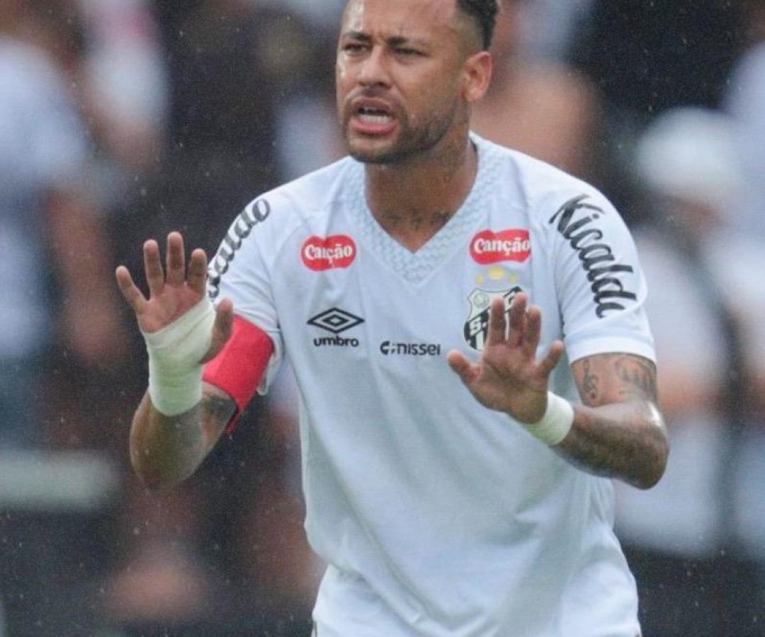 Neymar exibe “mapa de desempenho” como recado aos críticos e também a Ancelotti