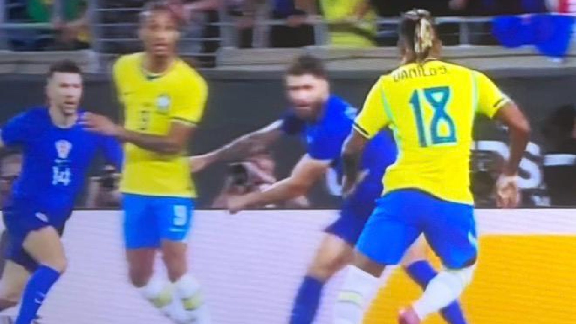 Endrick muda o jogo, salva o Brasil e segura o técnico Ancelotti