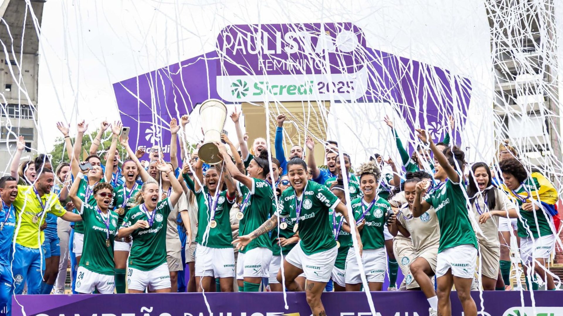 Palmeiras segura Corinthians e conquista o tetra do Paulista Feminino