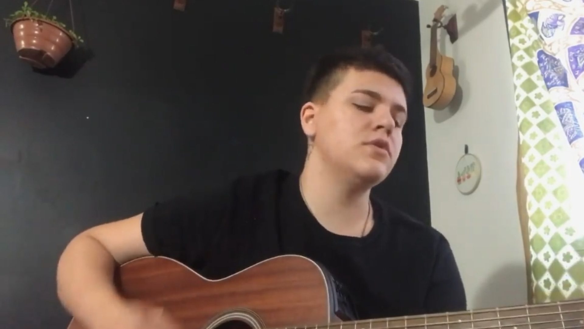 Orgulho LGBT: músicos trans garantem que a arte é o caminho da resistência
