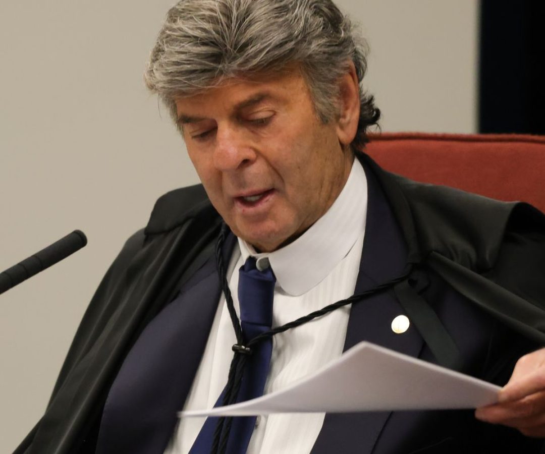 Fux pede vista e suspende julgamento de recurso de Moro no STF