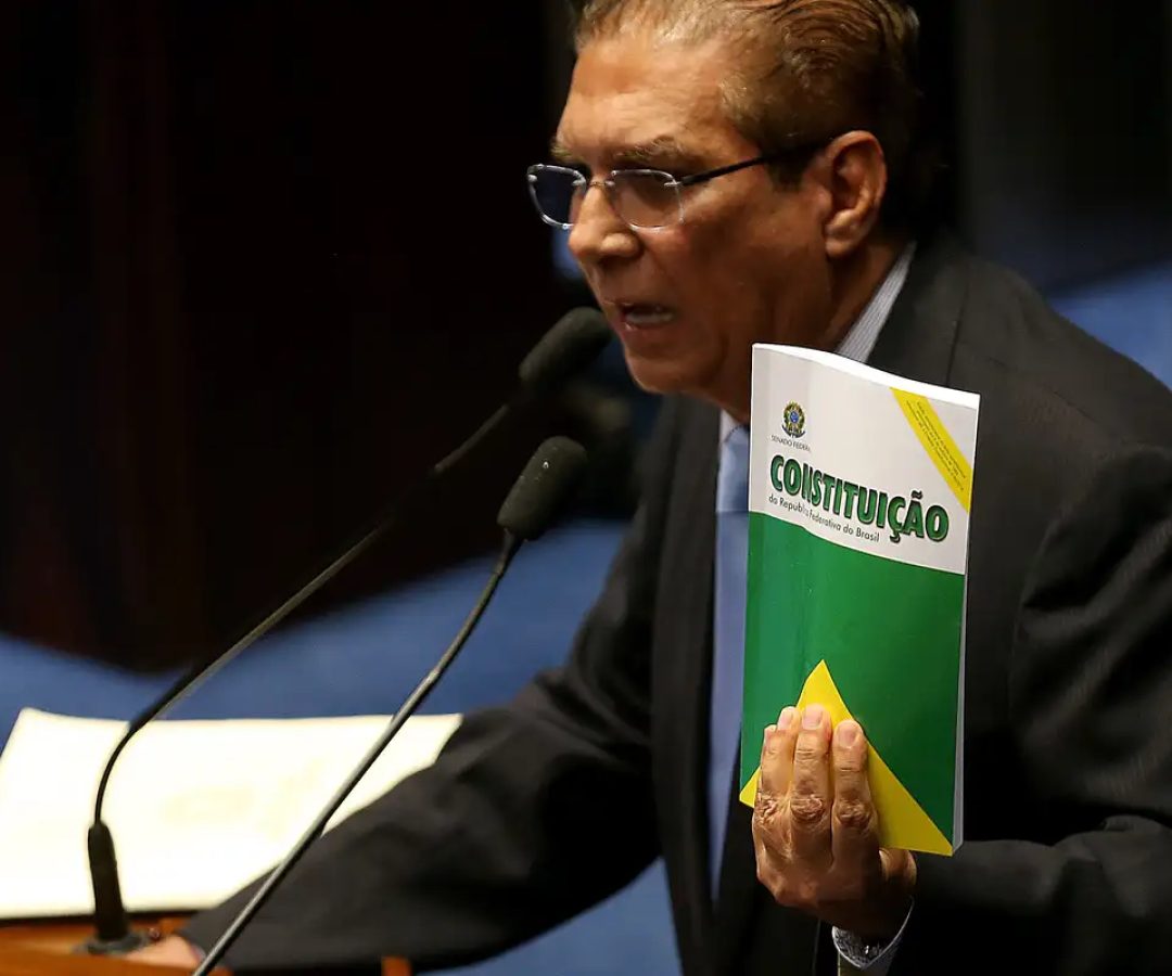 Senador Jader Barbalho é internado em Belém após mal-estar