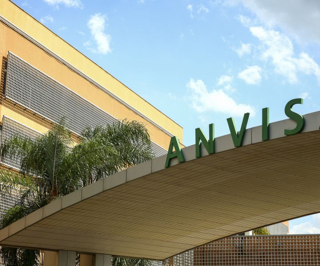 Anvisa abre edital para 77 profissionais em comitês da Farmacopeia