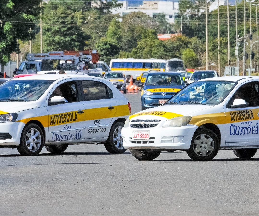 Detran-DF regulamenta autorização para instrutores de CNH
