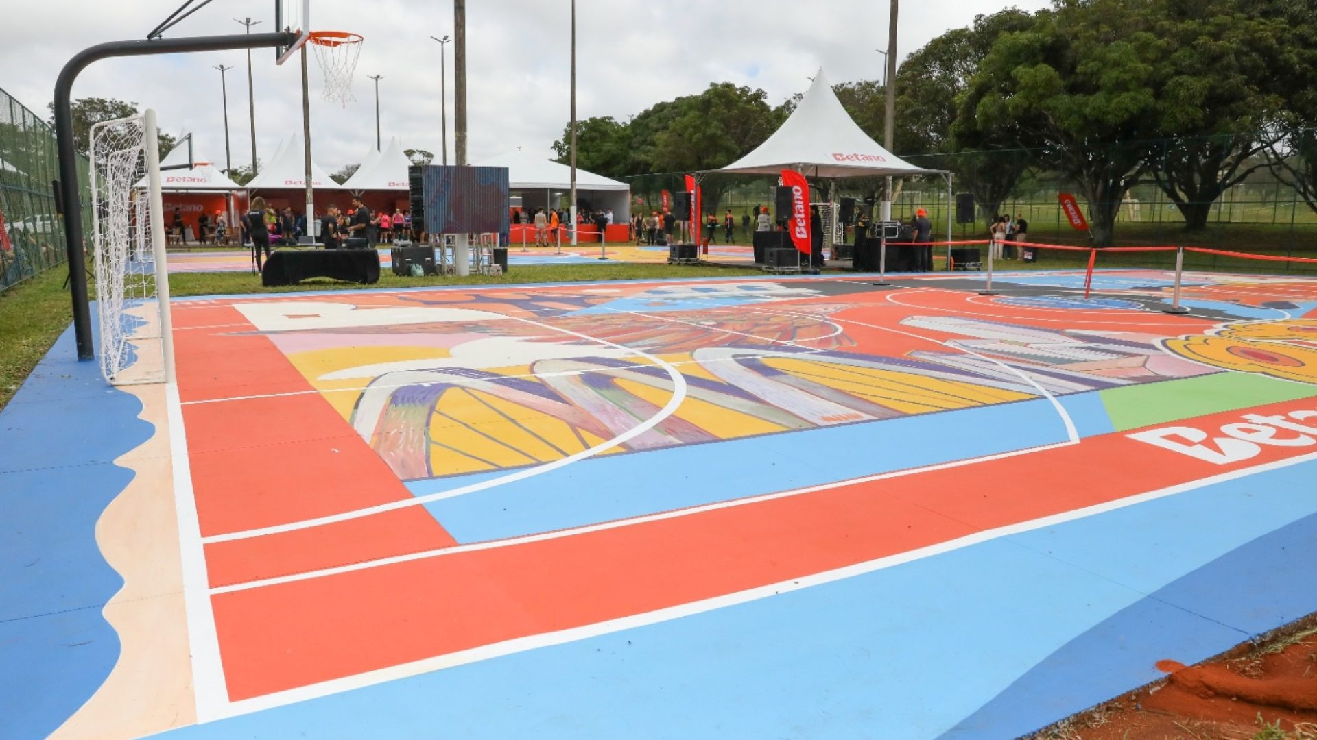 Quadras renovadas no Parque da Cidade impulsionam esporte e lazer em Brasília