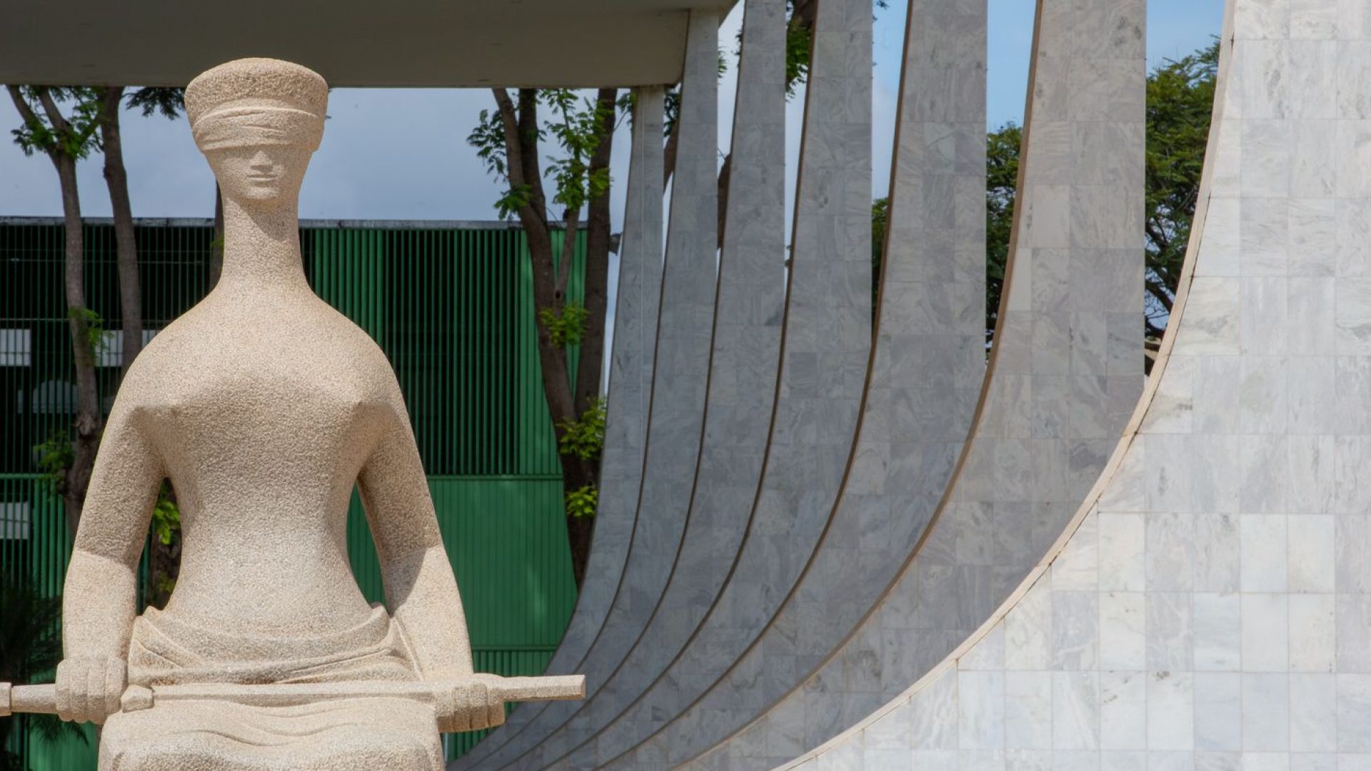 Por unanimidade, STF enquadra caixa 2 como improbidade administrativa