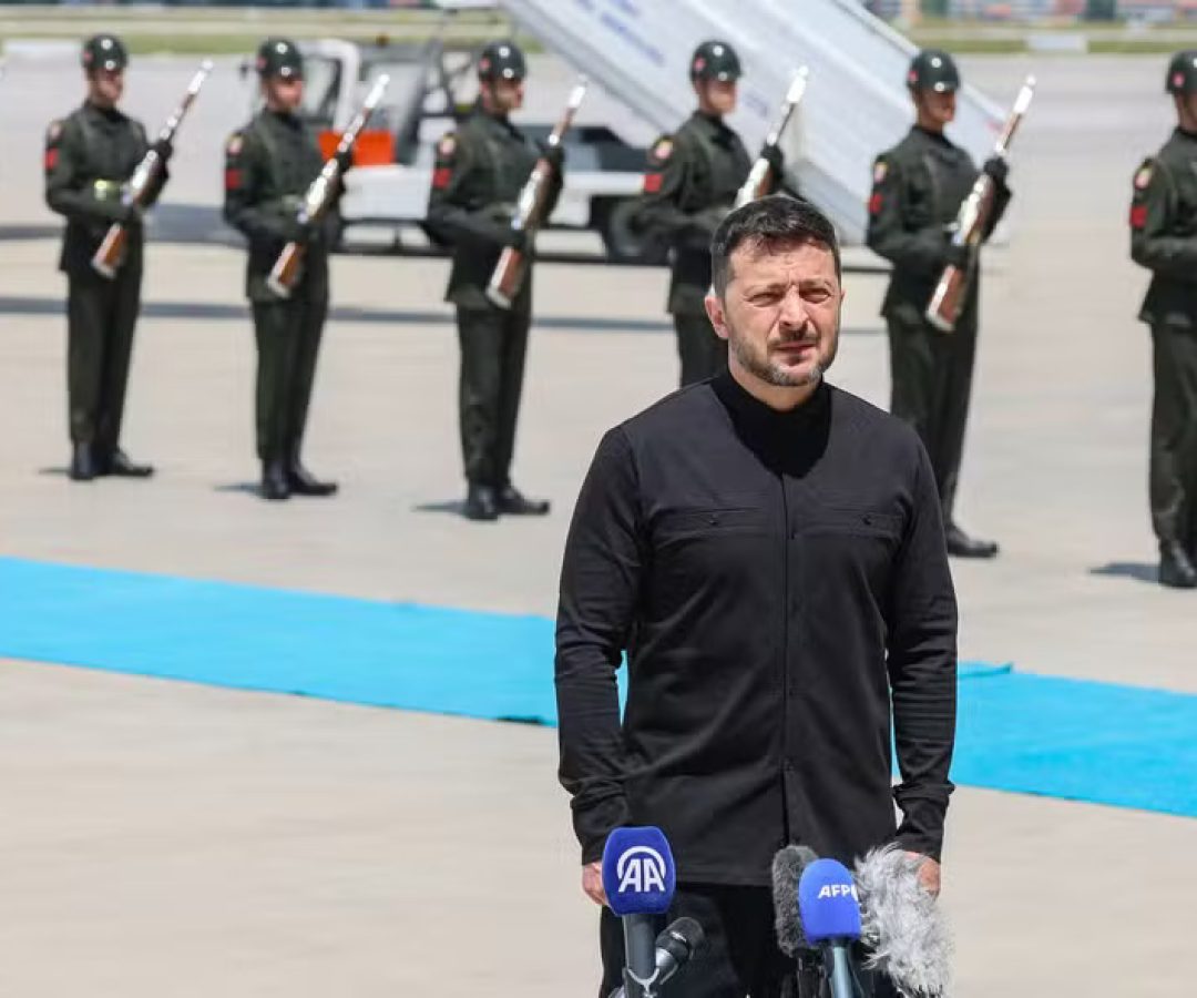 111052981-ukrainian-president-volodymyr-zelensky-speaks-to-media-after-disembarking-from-the-plane-u.jpeg