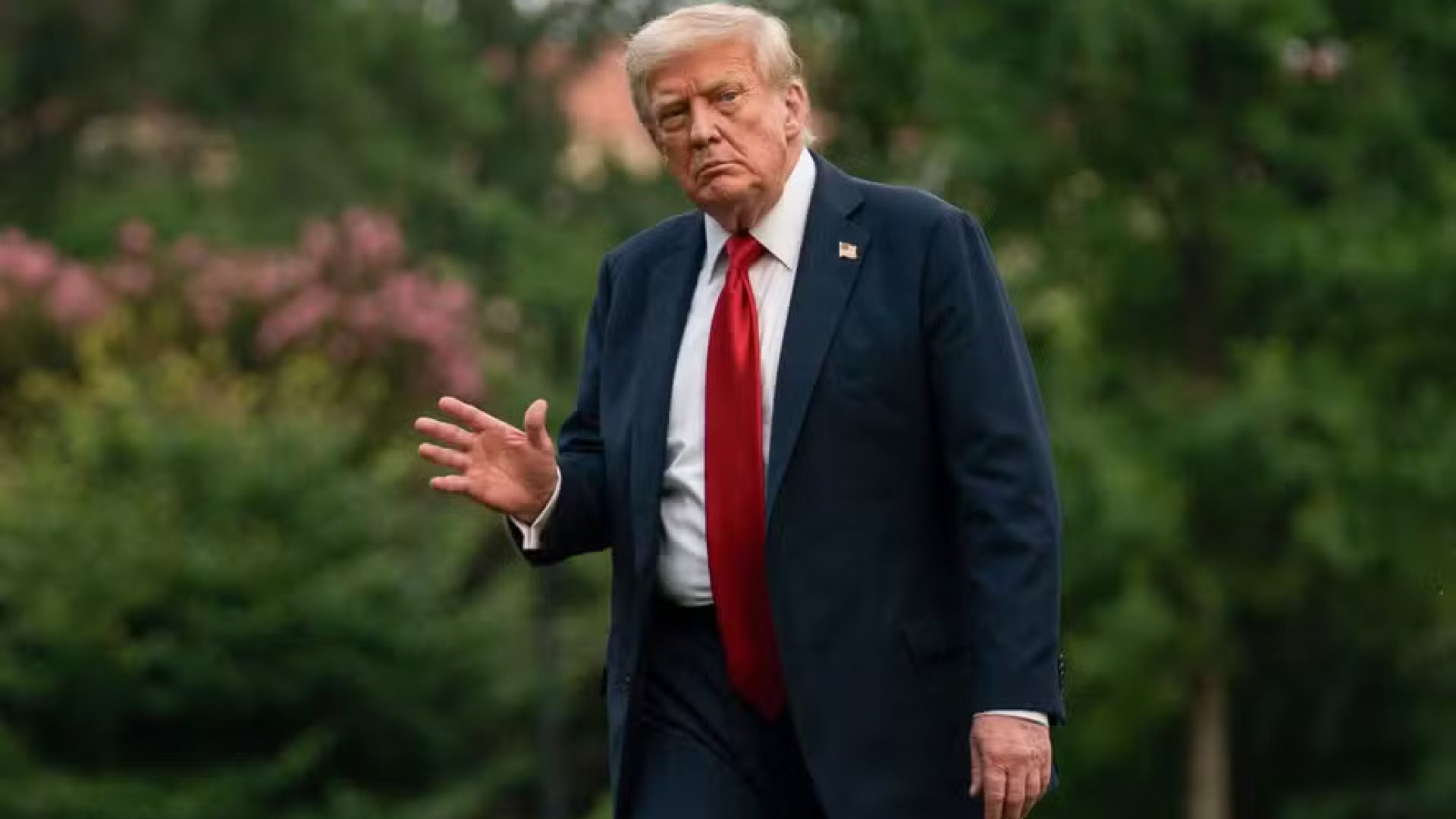 111738912-us-president-donald-trump-walks-on-the-south-lawn-upon-arrival-at-the-white-house-in-washi.jpeg