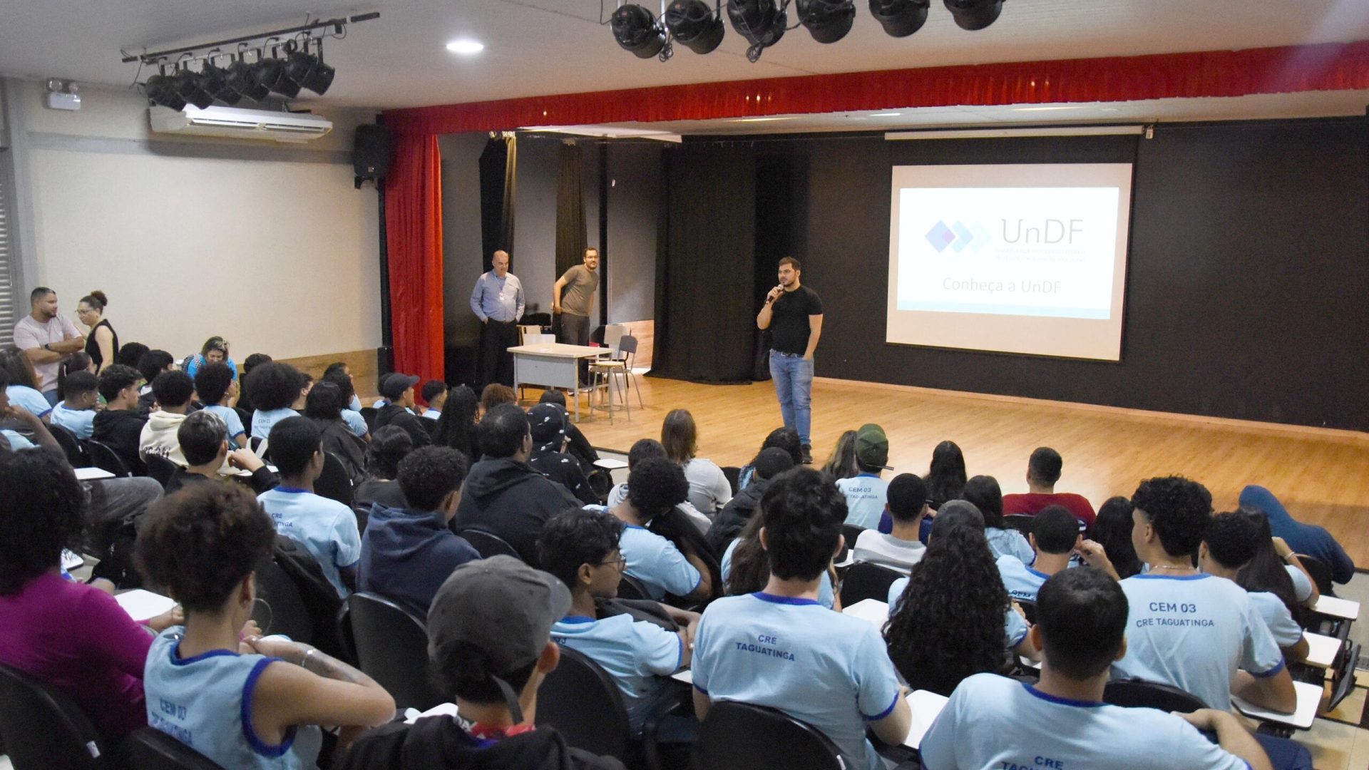 Projeto UnDF apresenta oportunidades de ensino superior a estudantes de Taguatinga