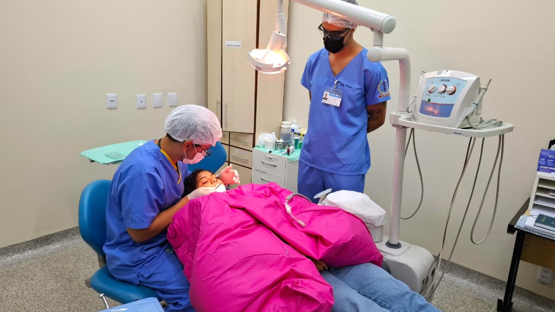 Hospital de Santa Maria inova com colchão a vácuo em atendimentos odontológicos