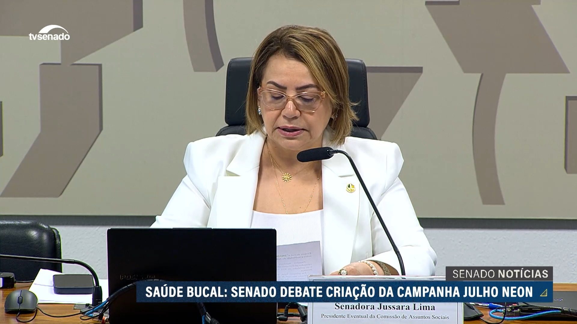 Debatedores pedem campanha de conscientização sobre saúde bucal — Senado Notícias