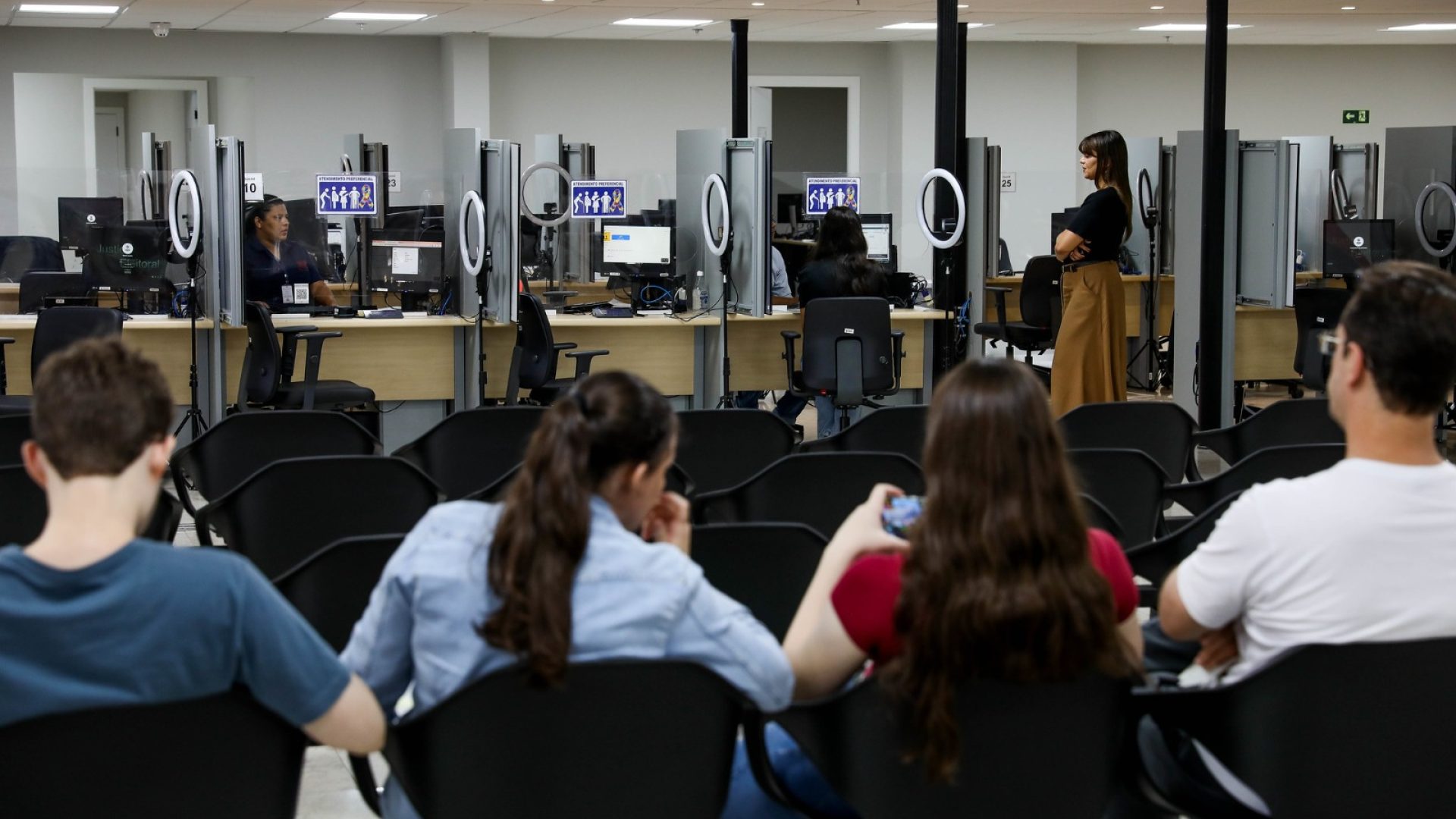 TRE-DF alerta 400 mil eleitores para regularizar título até maio