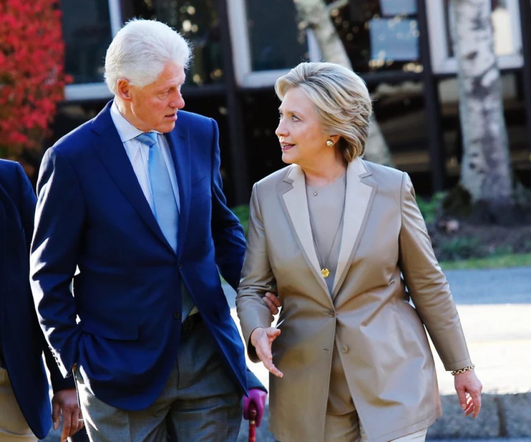 170103-bill-hillary-clinton-jpo-228p.jpg
