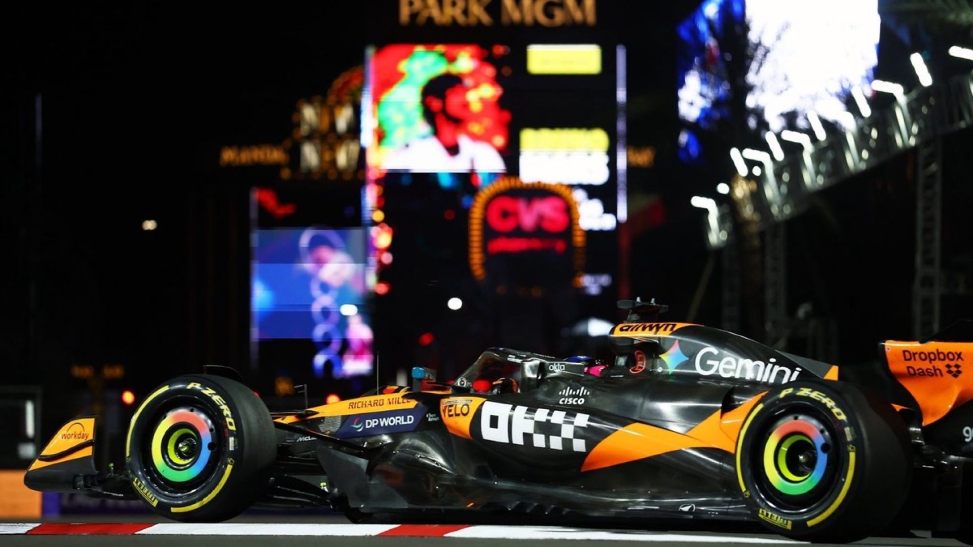Quais regras a McLaren quebrou no GP de Las Vegas?