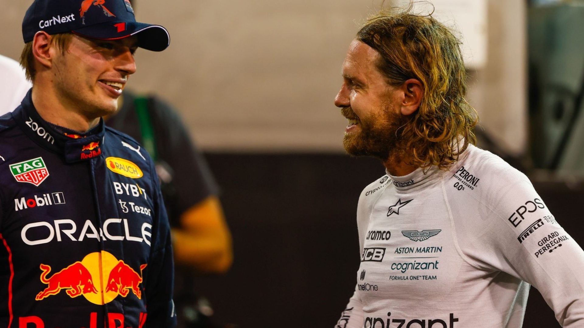 Vettel: "Verstappen está cada vez melhor, é assustador"