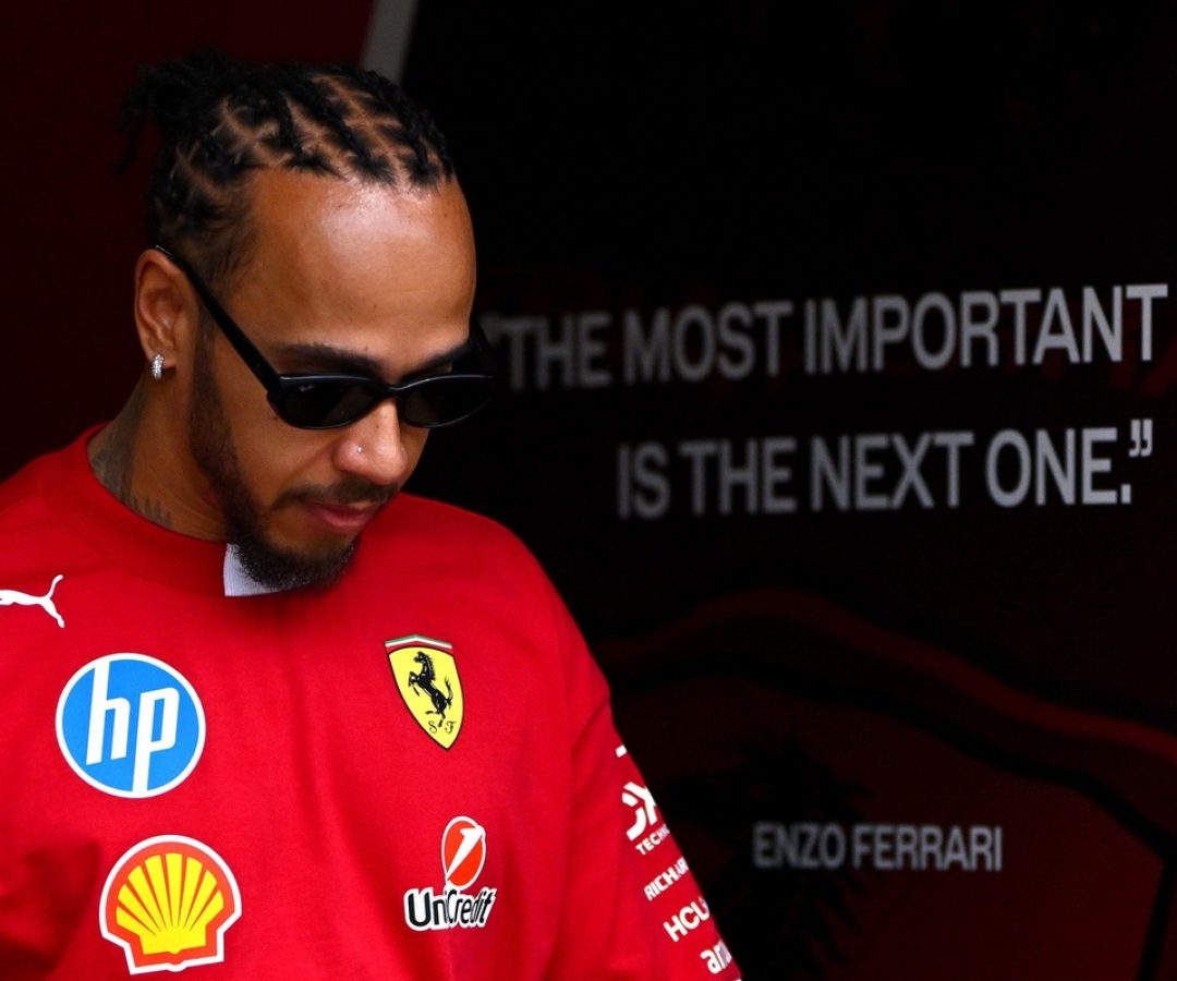 Ex-chefe da Ferrari: ''Dossiês' de Hamilton são "inúteis"'