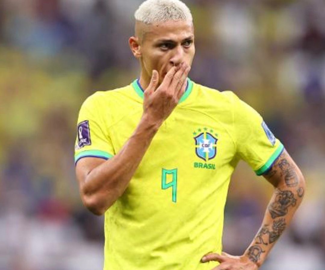 A curiosa ameaça de Richarlison diante de uma Copa do Mundo marcada pela guerra