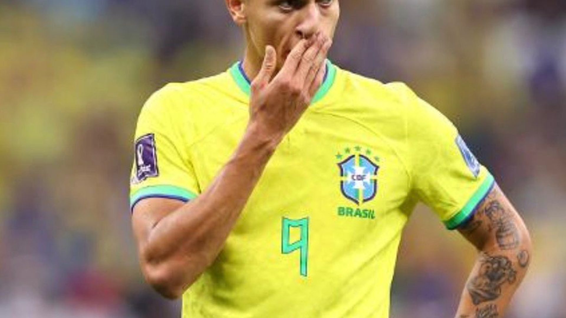 A curiosa ameaça de Richarlison diante de uma Copa do Mundo marcada pela guerra