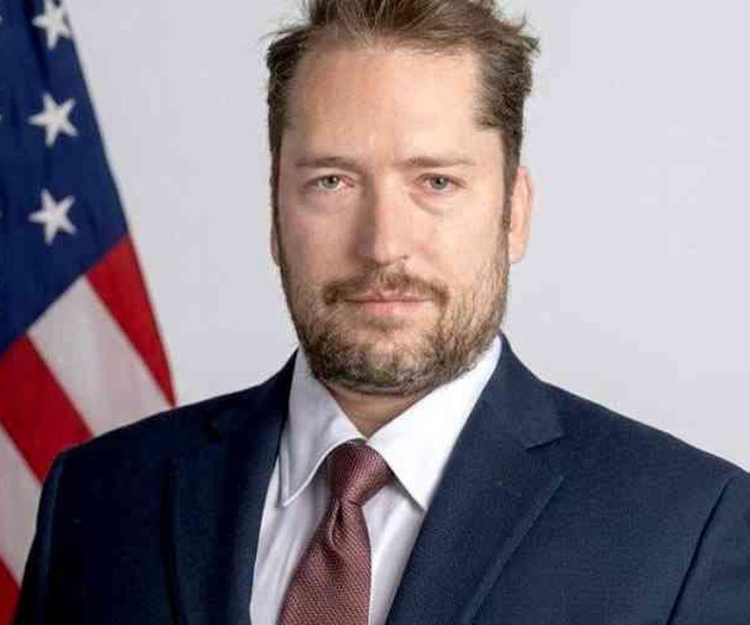 Itamaraty confirma revogação de visto de assessor de Trump