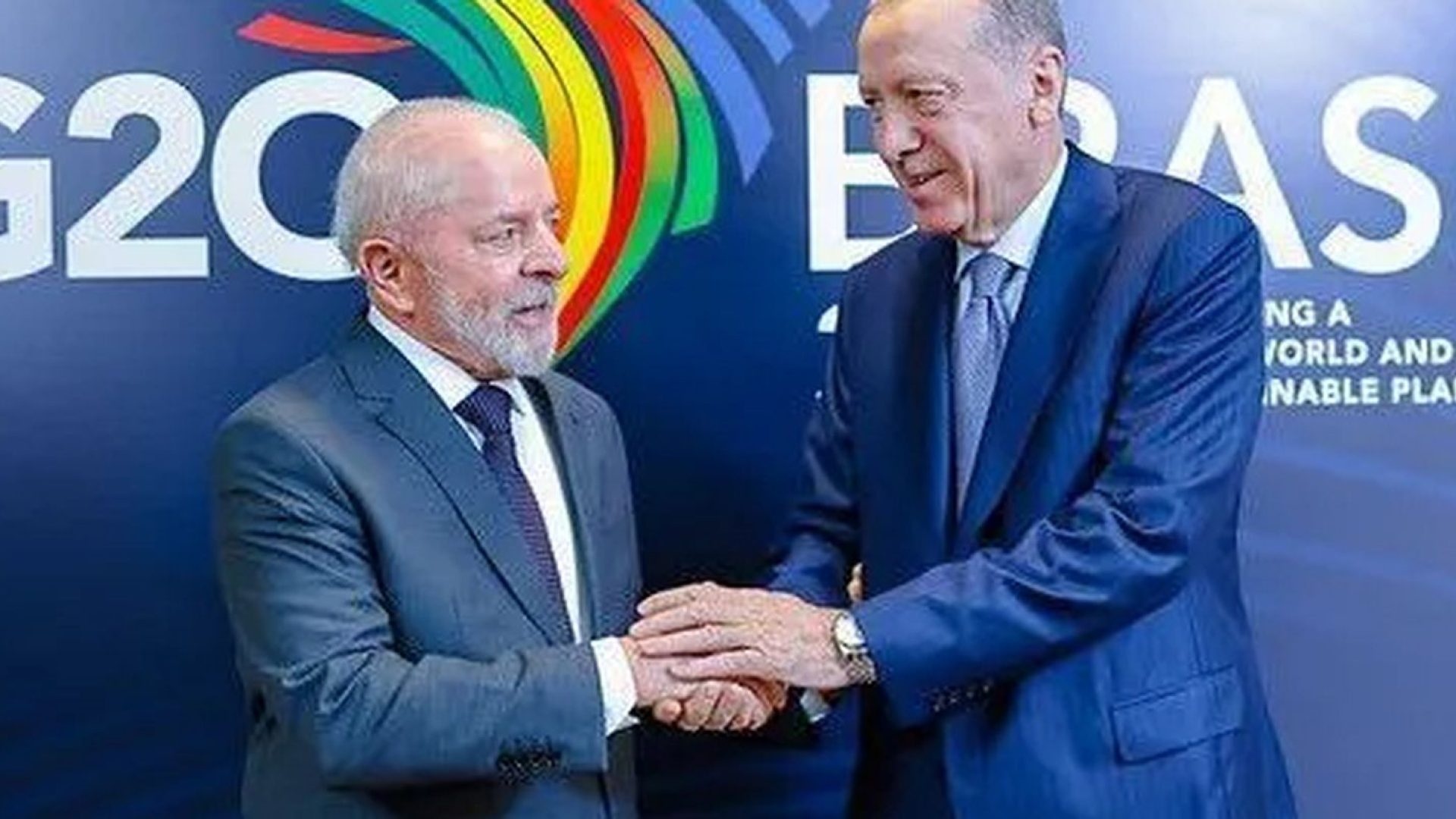 Lula e Erdogan combinam criação de conselho entre Brasil e Turquia