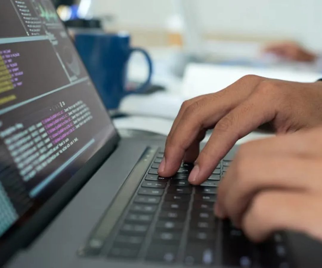 AEB recebe inscrições para cursos gratuitos online de programação e outras áreas