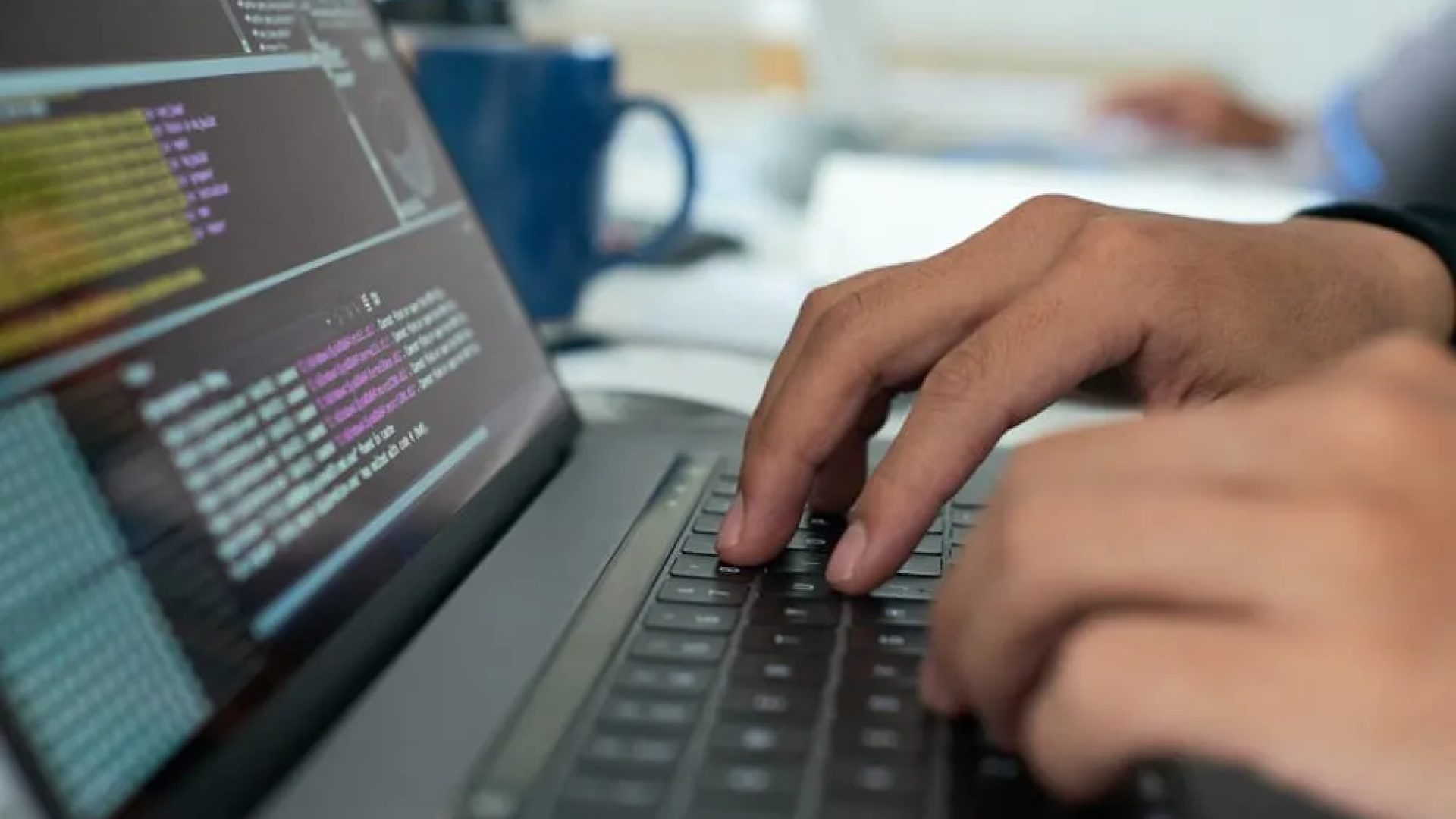 AEB recebe inscrições para cursos gratuitos online de programação e outras áreas