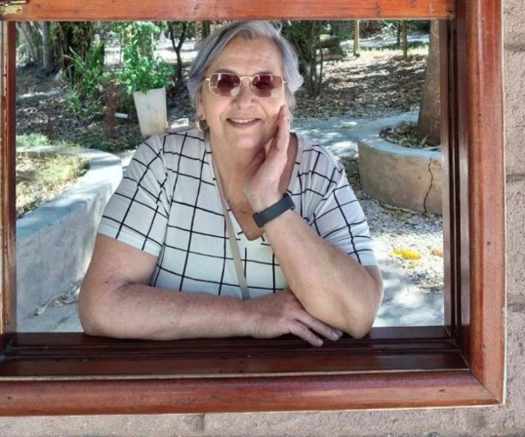 Mesmo com problemas de saúde, Margareth leva vida normal, aos 74 anos -  (crédito:  Arquivo Pessoal)